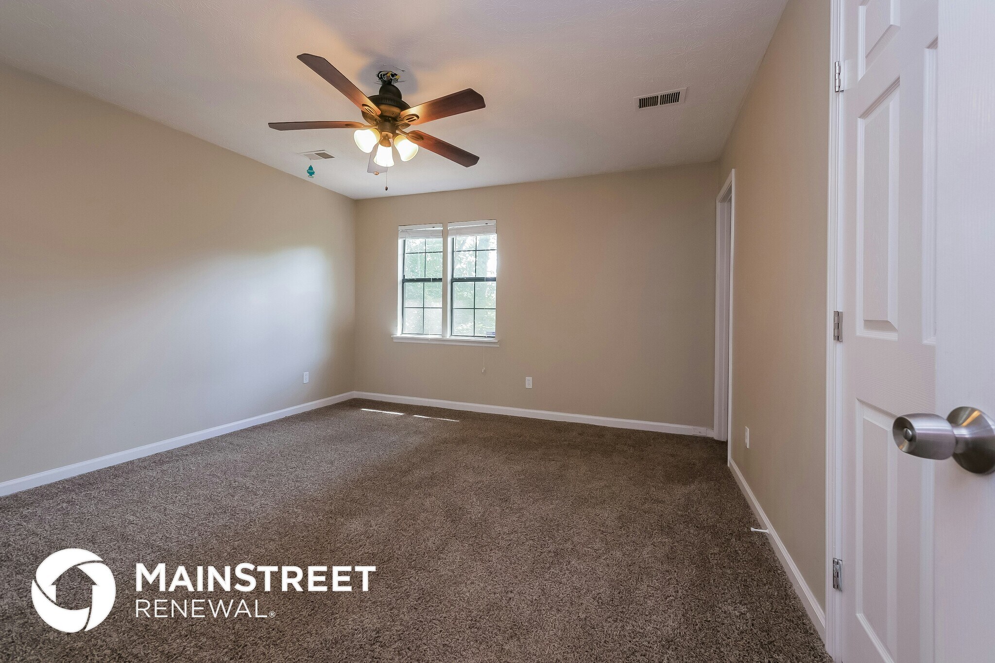 Building Photo - 8202 Winewood Ct