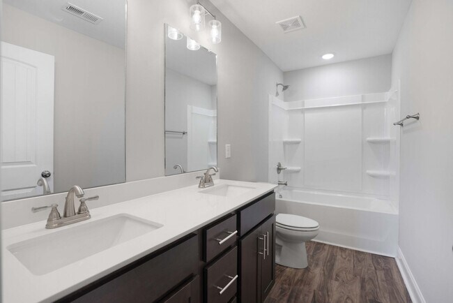 Building Photo - Pro Park Villages # 105