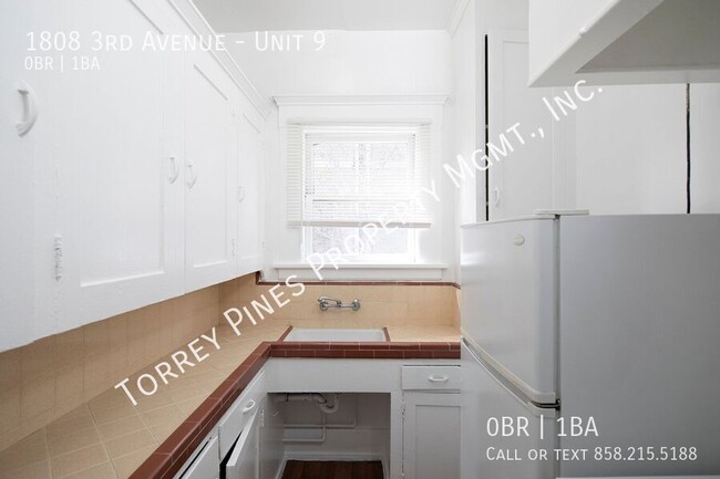 Building Photo - Cozy, Bright Studio in Banker's Hill ~ All...