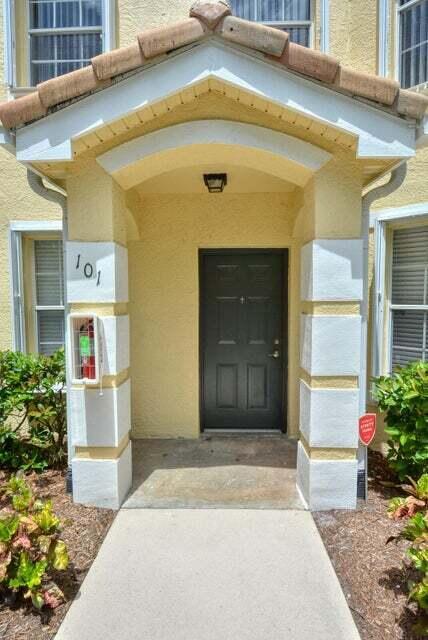 Building Photo - 110 SW Peacock Blvd