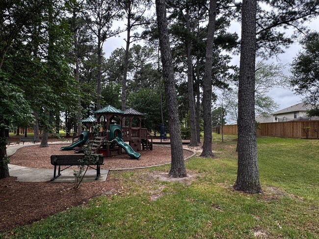 Building Photo - 1411 Hallcroft Ln