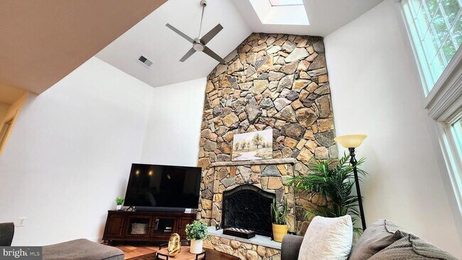 Building Photo - 5503 Chestermill Ct
