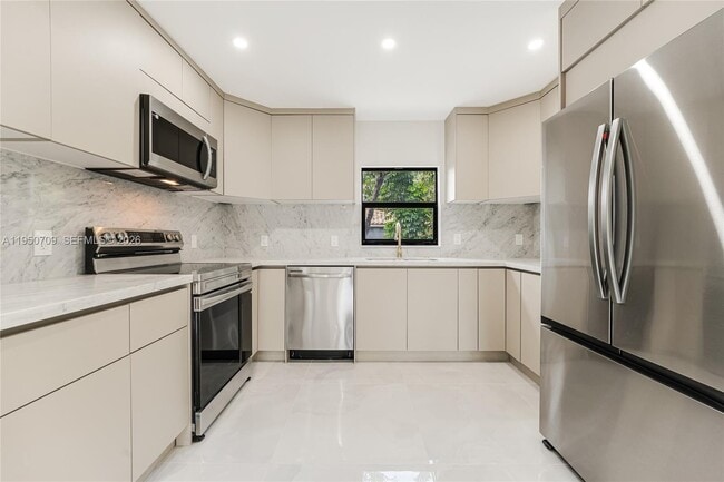 Building Photo - 3410 NW 13th Ave