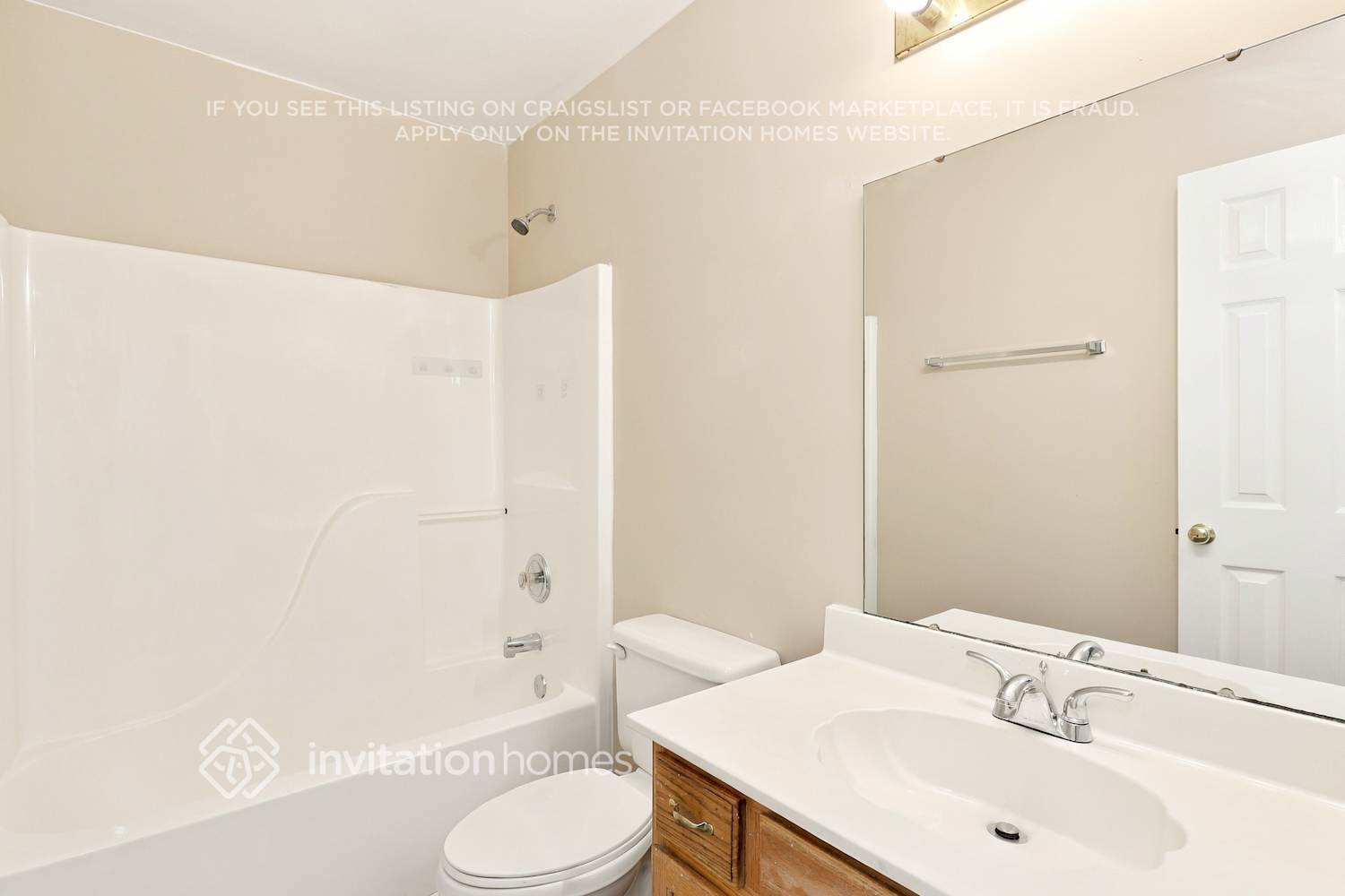 Building Photo - 3517 Lusby Ct