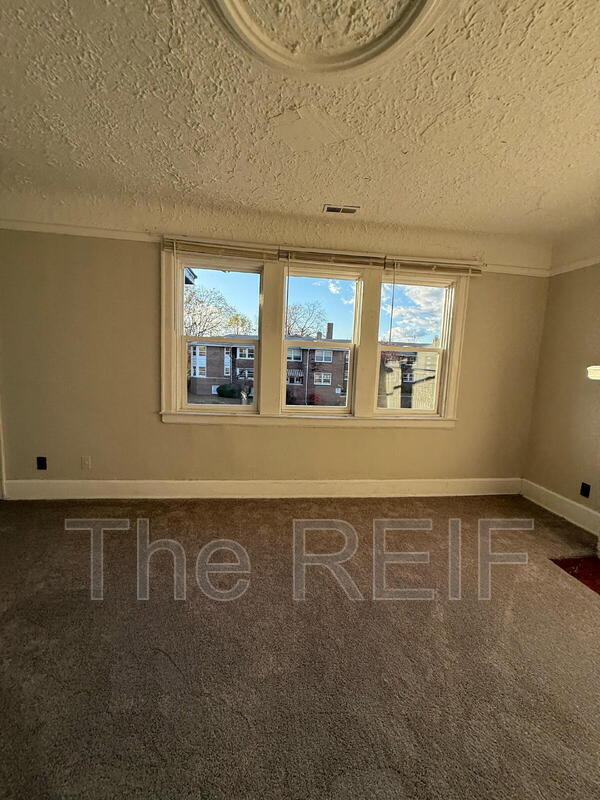 Building Photo - 16188 Lawton St