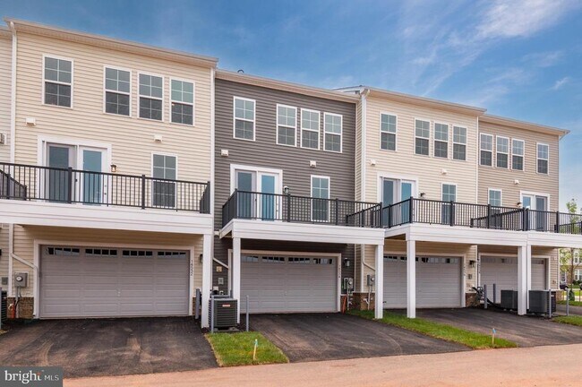 Building Photo - 14534 Alsace Ln