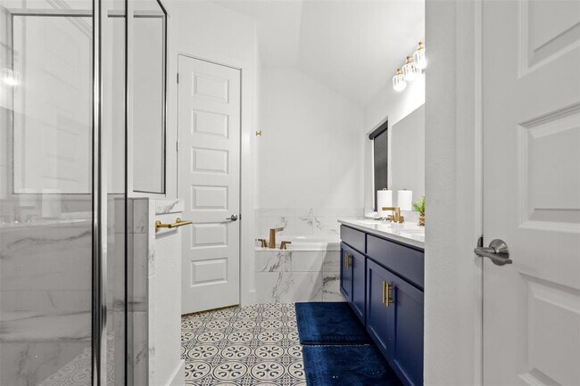 Building Photo - 3808 Sandhill Crane Dr
