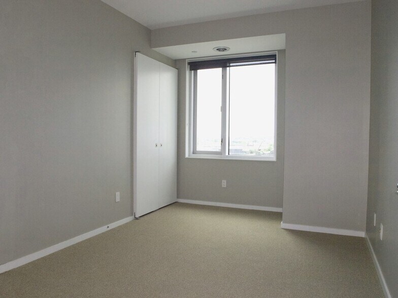 Building Photo - 141 Dorchester Ave