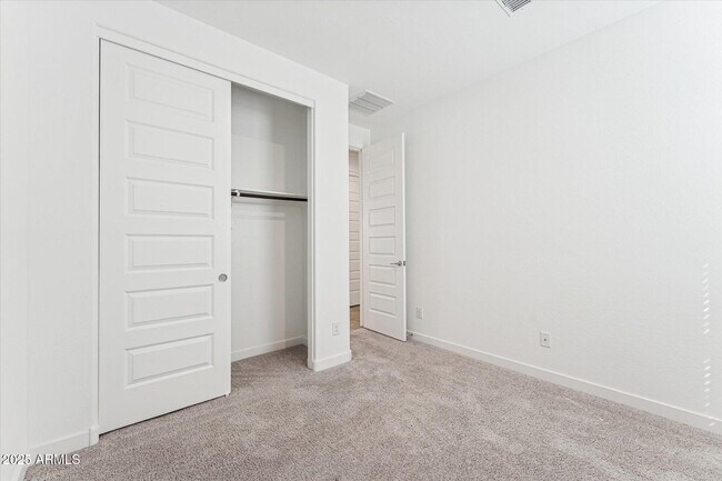 Building Photo - 8344 N 170th Ln
