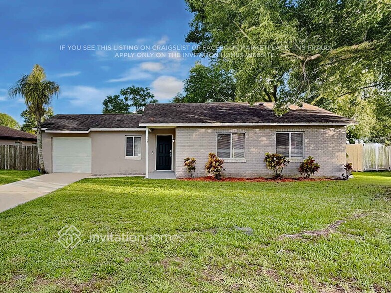 Primary Photo - 105 Lake Ada Cir