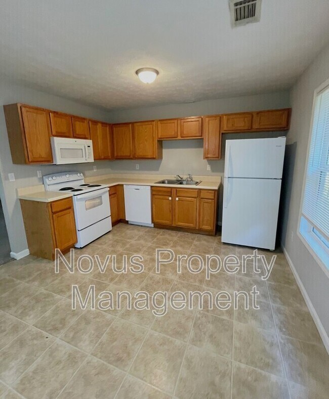 Building Photo - 103 Old Villa Rica Rd