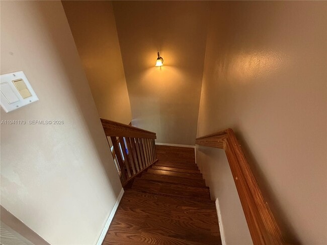 Building Photo - 810 NE 212th Terrace