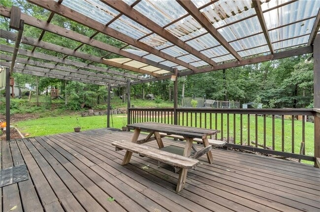 Building Photo - 2055 Amberly Glen Way