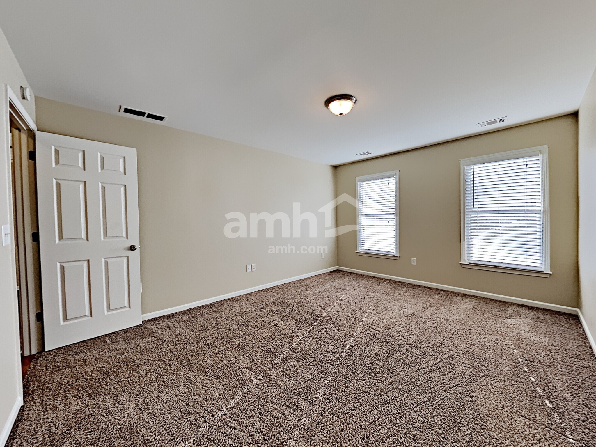 Building Photo - 708 Braidwood Ridge NW