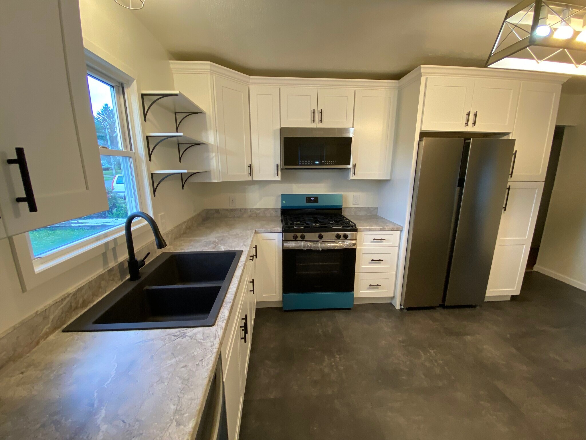 Kitchen - 1416 E 35th St