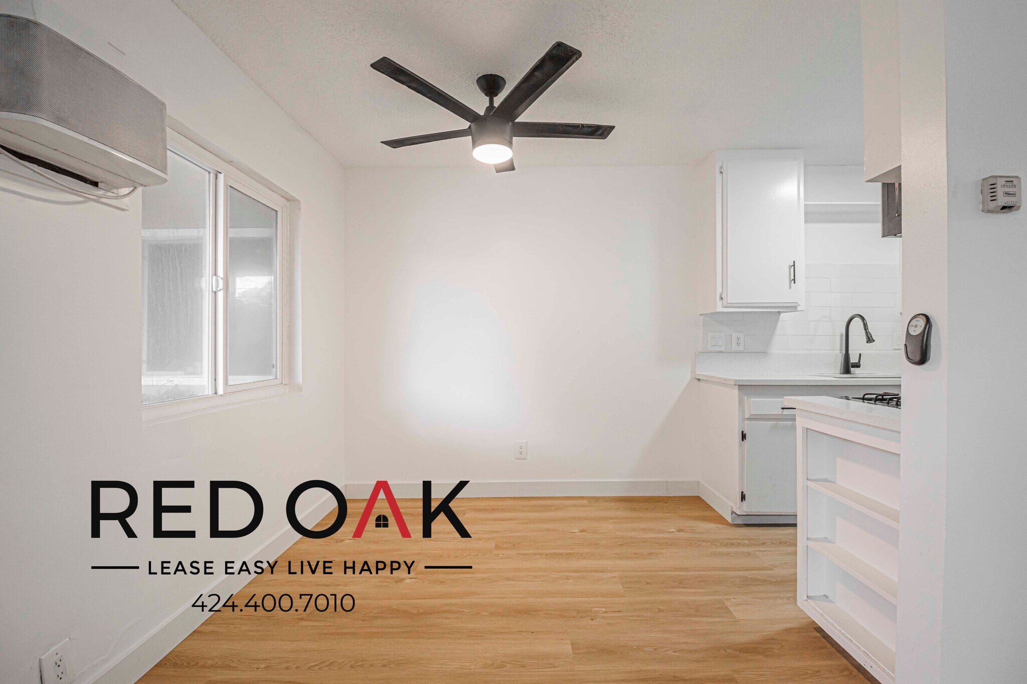 Building Photo - 1800 W Glencrest Ave