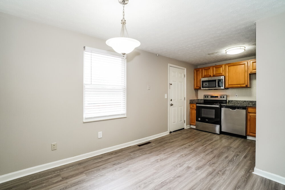 Building Photo - 2557 Brunswick Dr