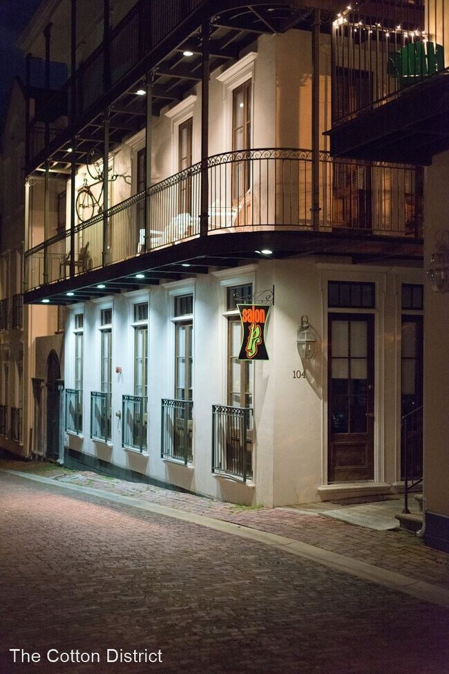Building Photo - 104 Rue Du Grand Fromage