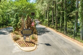 Building Photo - Hidden Woods Apartments