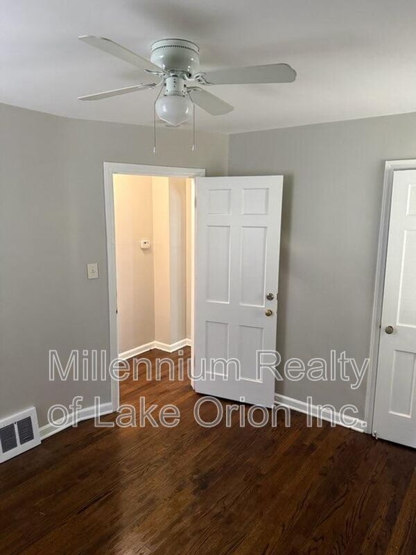 Building Photo - 603 Lenox Ave