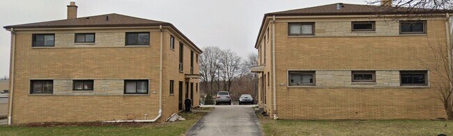 Building Photo - 2159 S 102nd St
