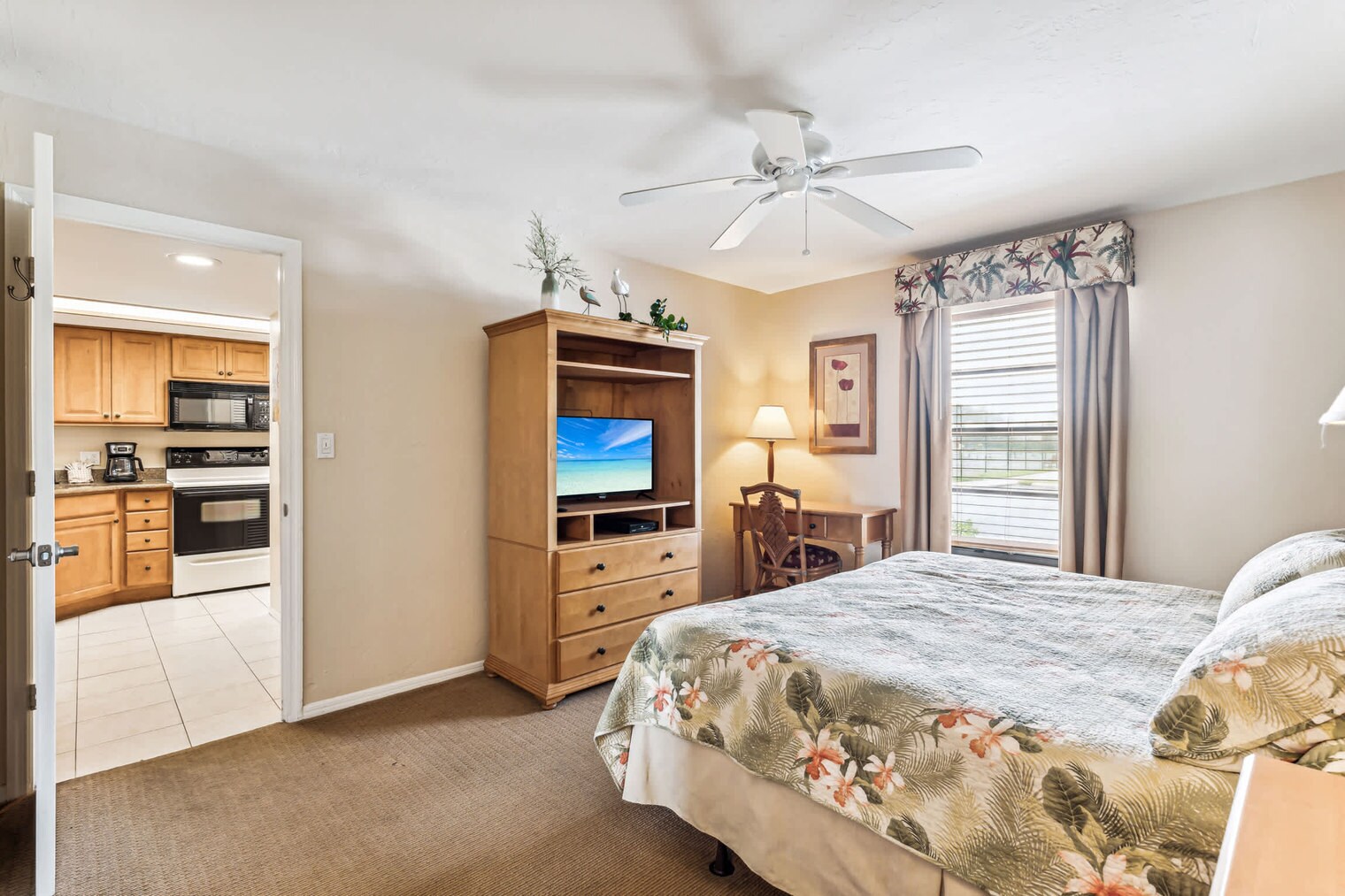 Building Photo - 600 Neapolitan Way