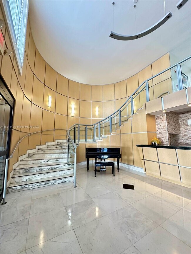 Building Photo - 6770 Indian Creek Dr