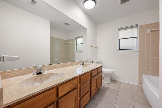 Building Photo - 11464 Bristle Oak Trail