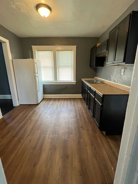 Building Photo - 3079 E 130th St