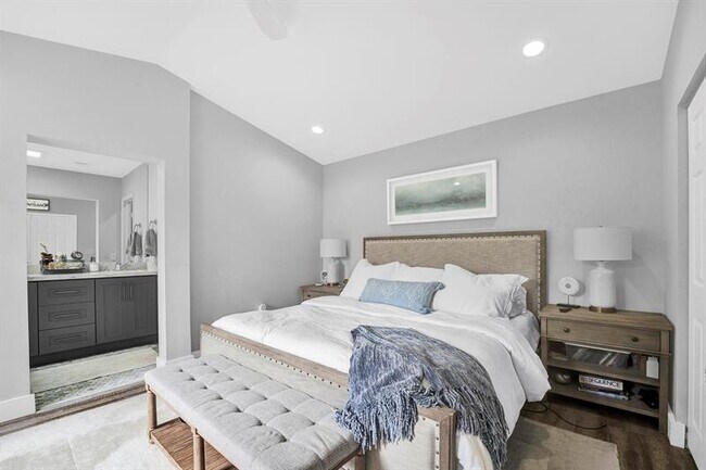 Building Photo - 1546 Yellowheart Way