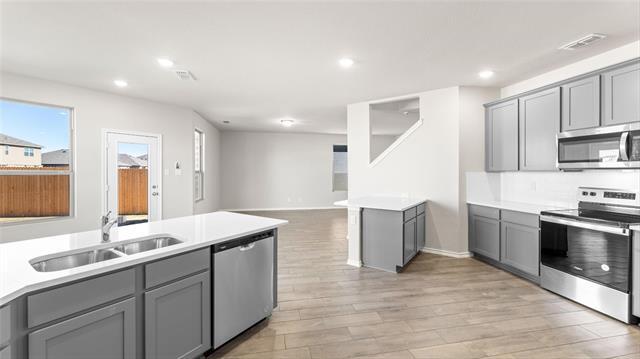 Building Photo - 948 Ravenwood Ln