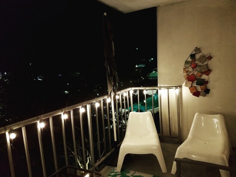 Building Photo - 301 N Beauregard St