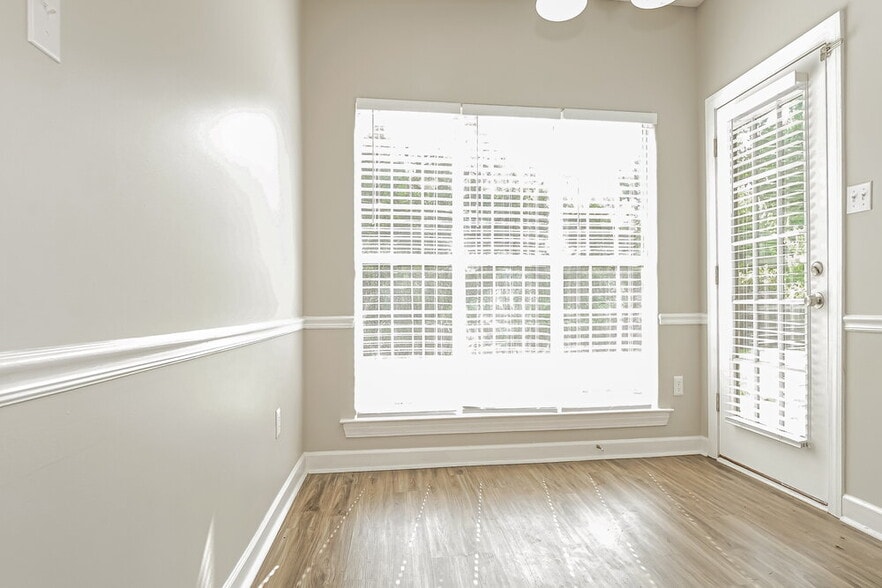 Building Photo - 6856 Cades Brook Dr
