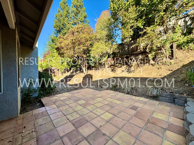 Building Photo - Charming 3-Bedroom Home in Prime Location