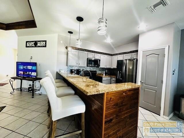 Building Photo - 1 Torrey Pines Dr