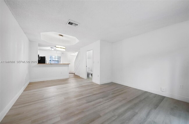 Building Photo - 14260 SW 121st Pl