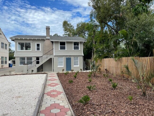 Building Photo - 2624 12th St N