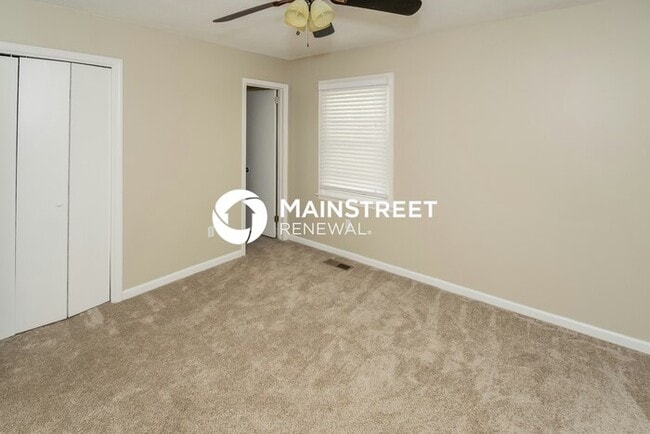 Building Photo - 3 Bedroom Pet-Friendly Home in Birmingham,...