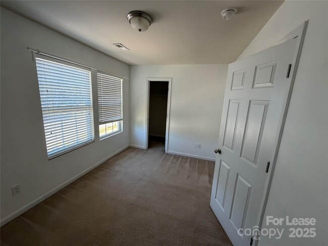 Building Photo - 6935 Nathan Dr