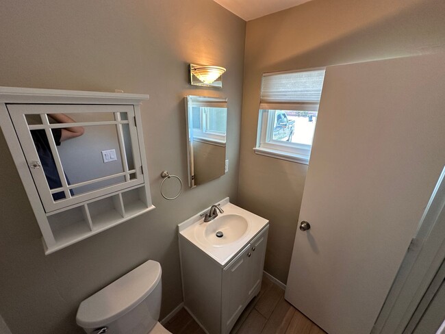 Building Photo - Centrally Located 3 Bedroom, 1.5 La Mesa H...