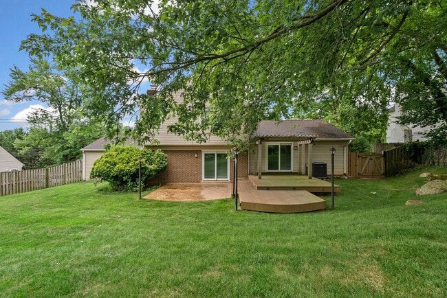 Building Photo - 4 Bed 3 Bath - Silver Spring Single Family...