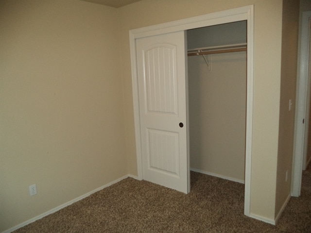 Building Photo - 656 W White Fang St