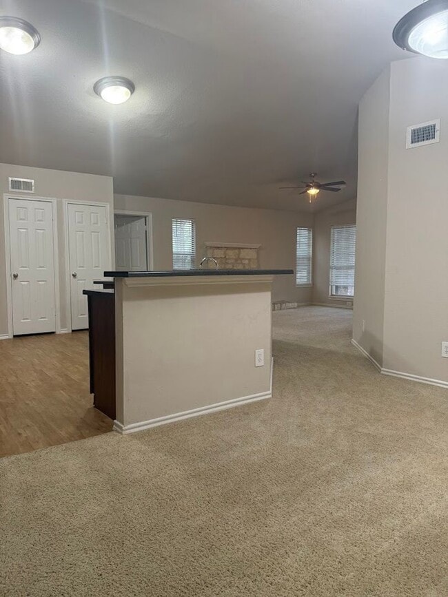 Primary Photo - 2 BD with Garage - Dog Park - Resort Pool ...