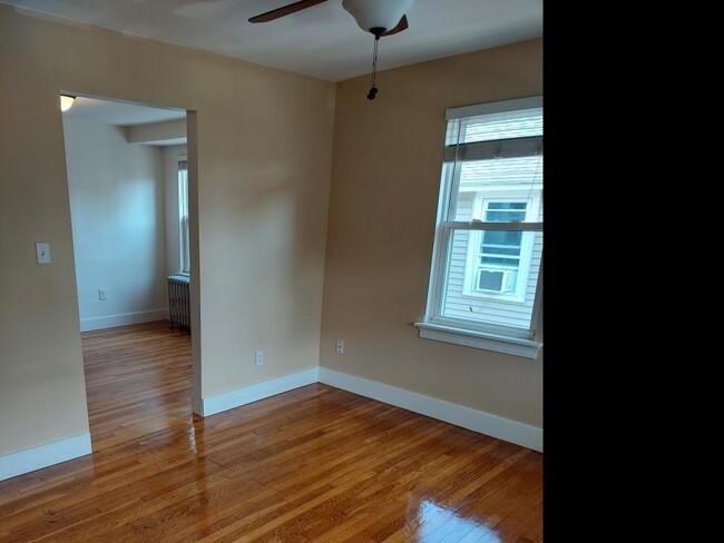 Building Photo - 1 bedroom in Quincy MA 02171