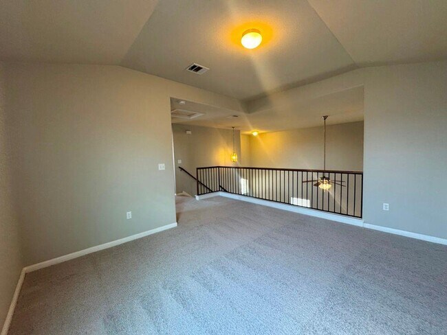 Building Photo - 120 Kingfisher Ln