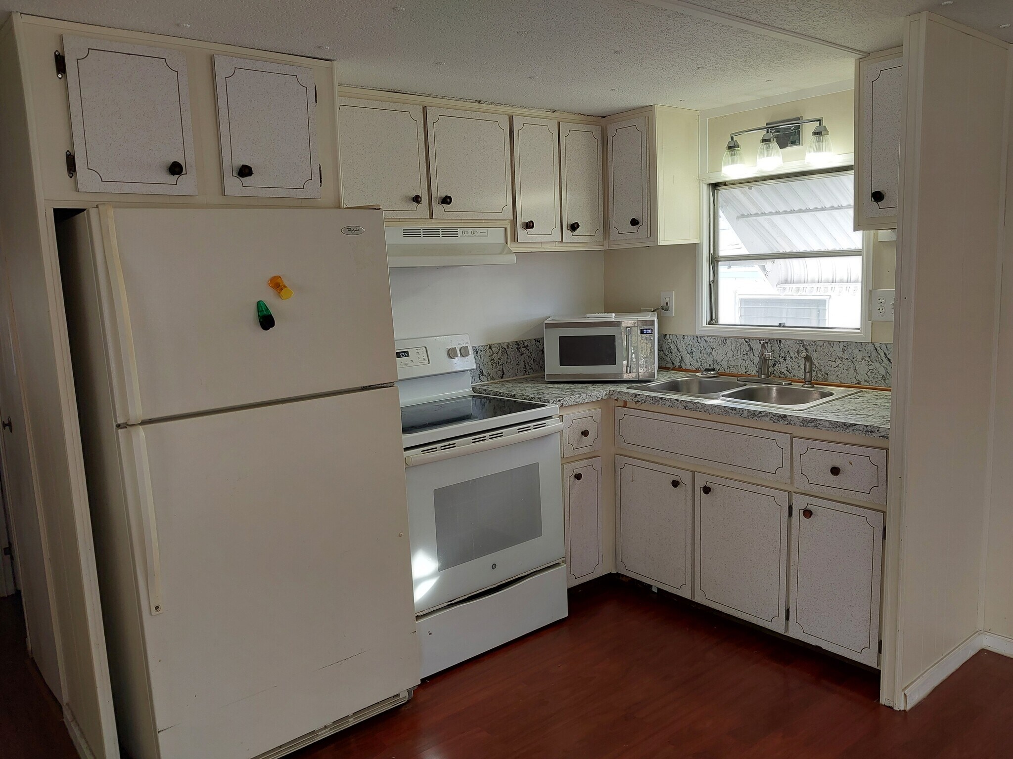 Building Photo - 1009 49th Avenue Dr W
