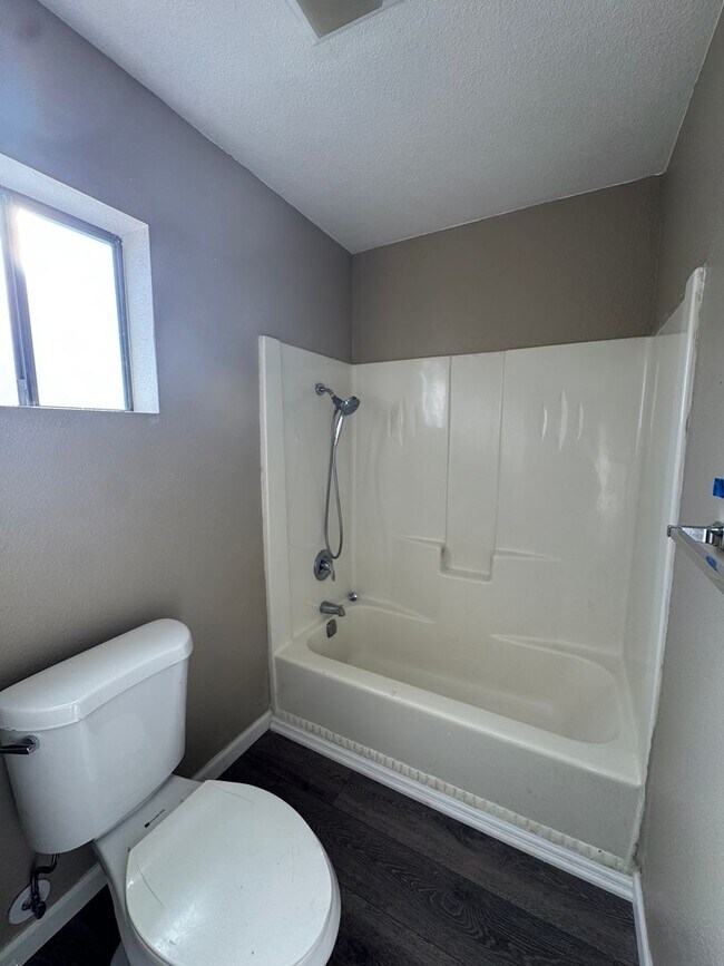 Building Photo - Single Family Home in Bullhead City, AZ!