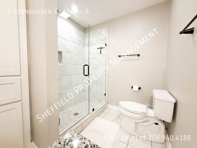 Building Photo - 3 Stonehaven Ct