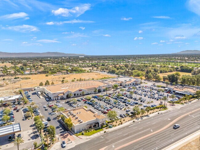 Building Photo - 49392 Hohokam River St