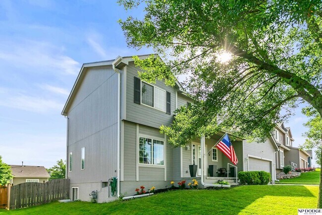 Building Photo - 1104 Valleyview Dr